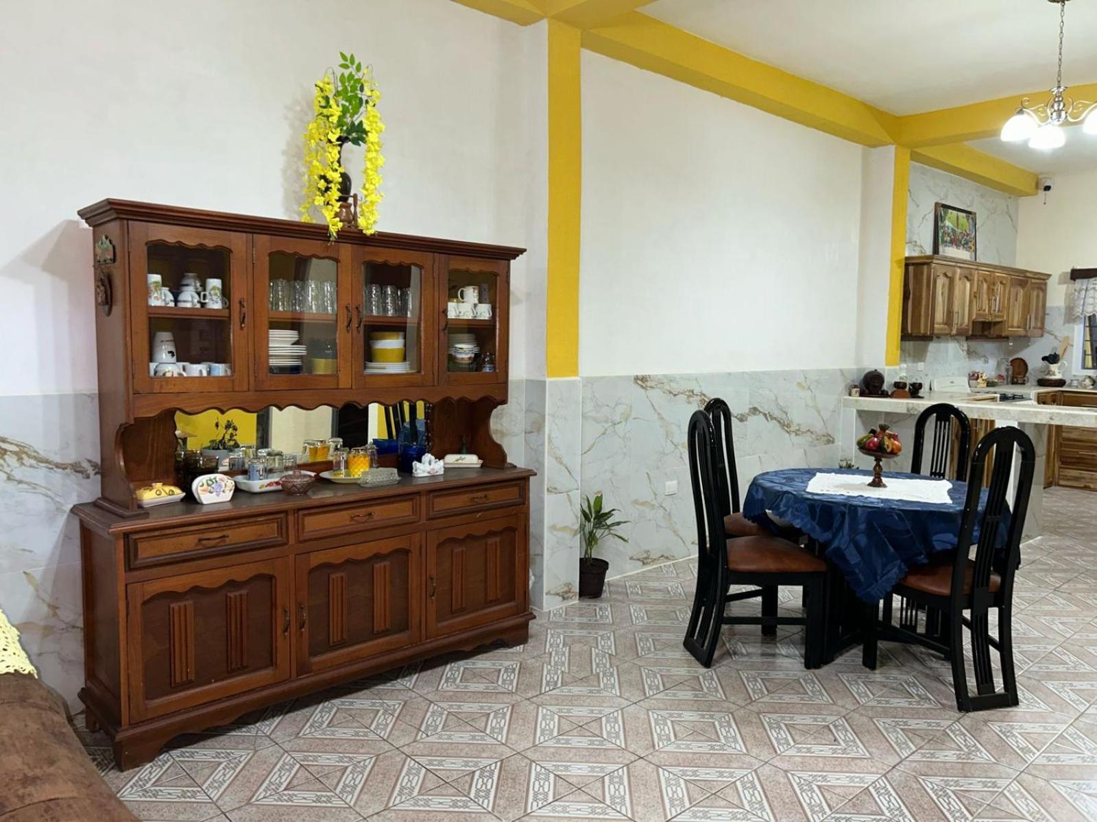 Casa Maya Itza فلوريس المظهر الخارجي الصورة