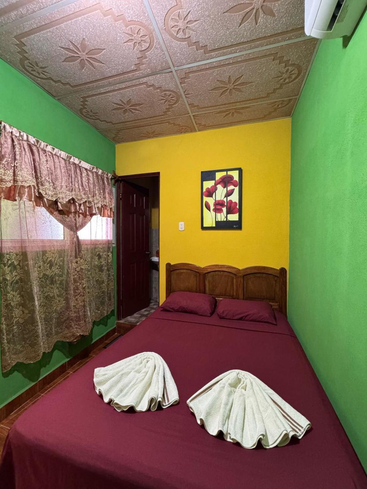 Casa Maya Itza فلوريس المظهر الخارجي الصورة