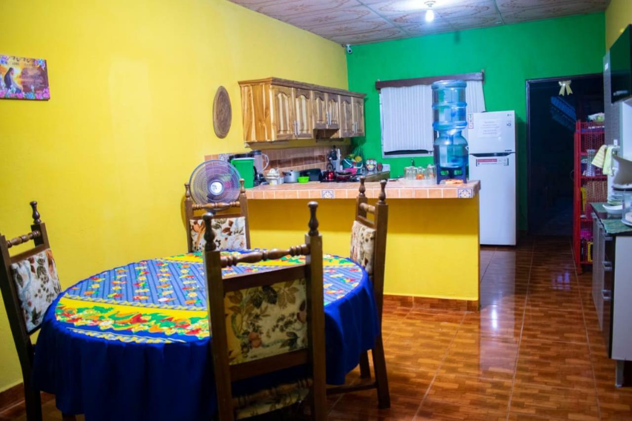 Casa Maya Itza فلوريس المظهر الخارجي الصورة